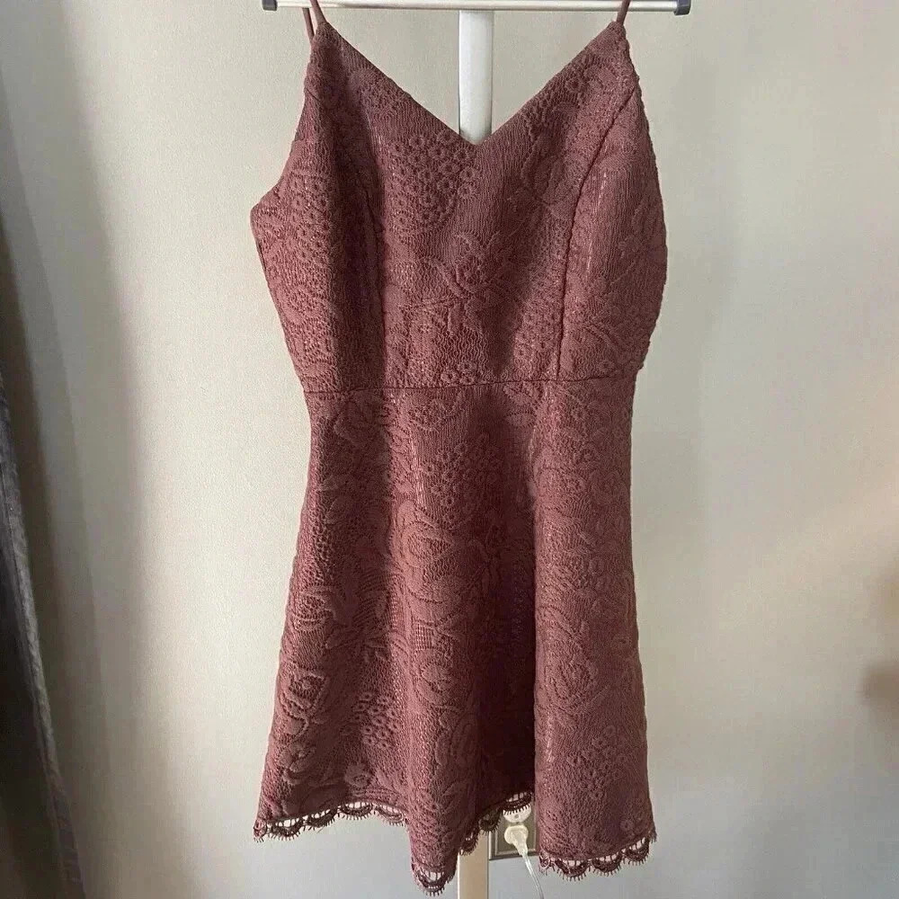Altar'd‎ State Women's Size M Medium Rose Mauve Fit & Flare Dress W Lace Sequins